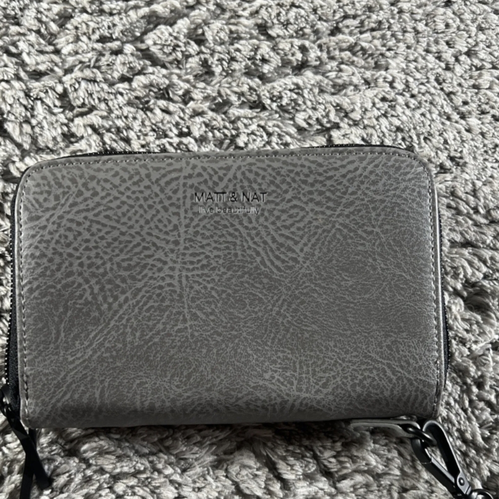 Matt and Nat Wallet